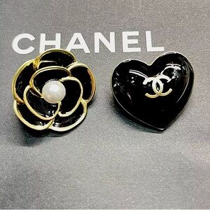 CHANEL Limited Edition Charms - Camellia & Heart Rare